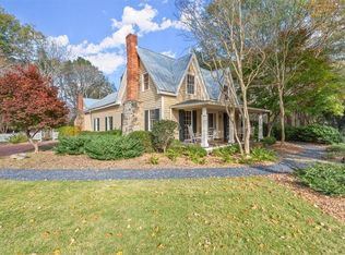7865 Nesbit Ferry Rd, Sandy Springs, GA 30350