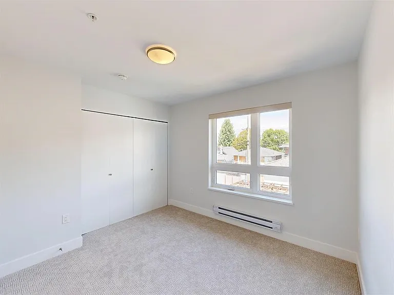2731 Duke St — Photo 23