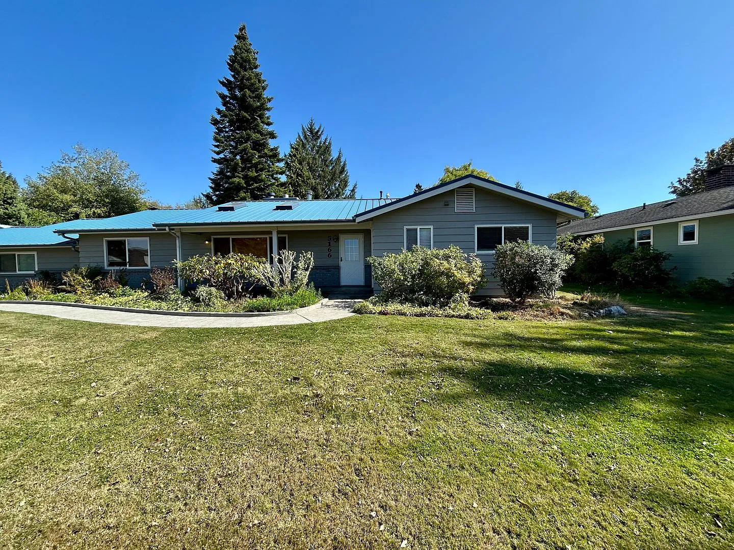 5166 Graveline Rd — Photo 3