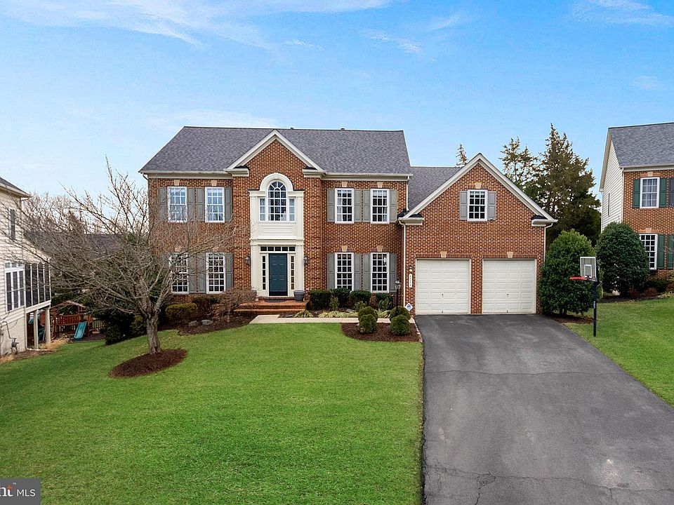1st image of 43279 Thaddeus Ln