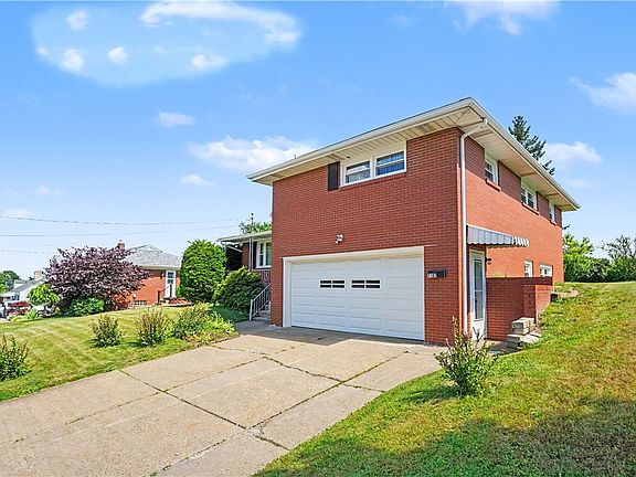 3rd image of 2107 Lynwood Dr