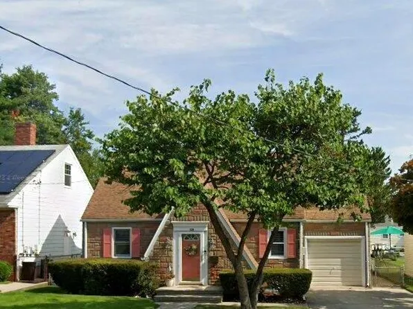 328 Independence Ave, Hamilton, NJ 08610