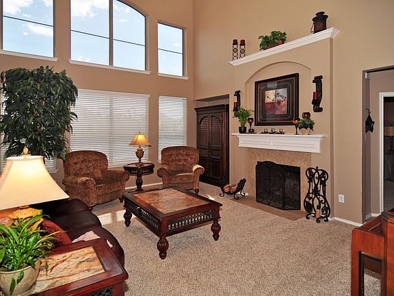 3rd image of 4216 Enchanted Rock Ln