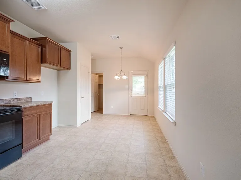 100 Azurite Dr — Photo 7