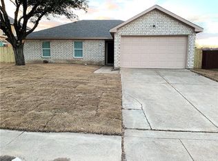 7332 Stonewall Rd, Forest Hill, TX 76140