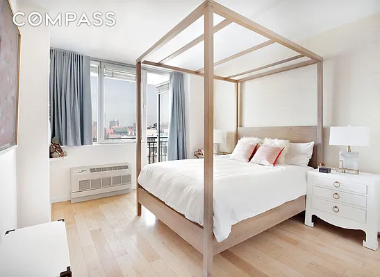 Sold by Compass | media 3