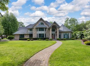 1505 S Shore Dr, Erie, PA 16505