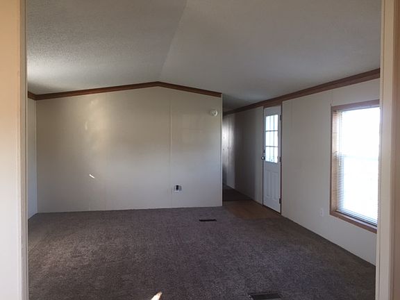 5th image of 435 Buchanan Dr