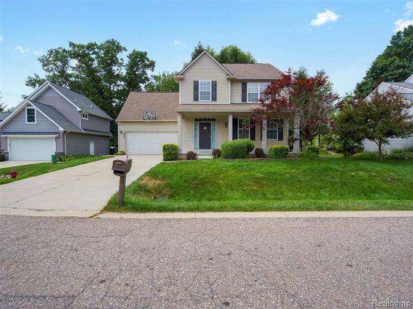 428 Newton Ct