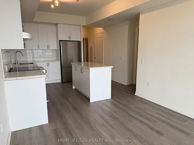 8960 Jane St #1612 — Photo 3