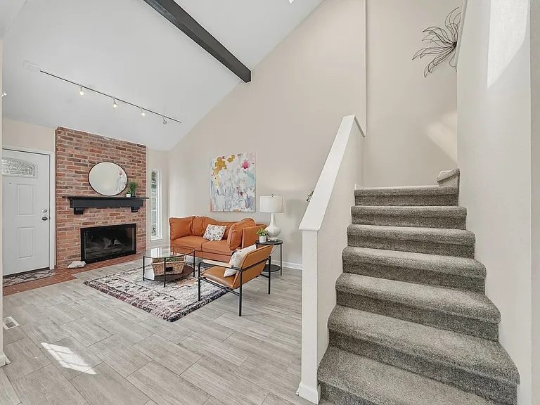 2892 W Long Cir #B — Photo 12