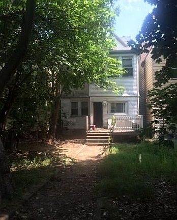4th image of 321 Arlington Ave