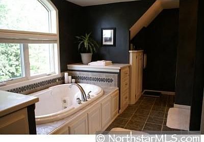 2nd image of 4006 136th Ln NE