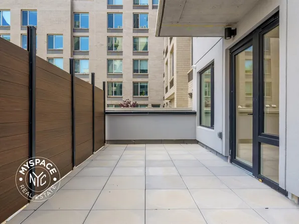 1499 Bedford Avenue image 15 of 46