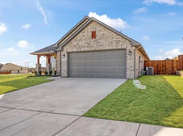 4300 Hummingbird Dr, Sherman, TX 75092