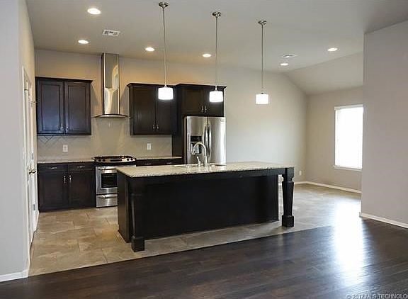5th image of 2600 W Tucson Ct