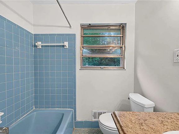 2nd image of 4231 Renda Pl
