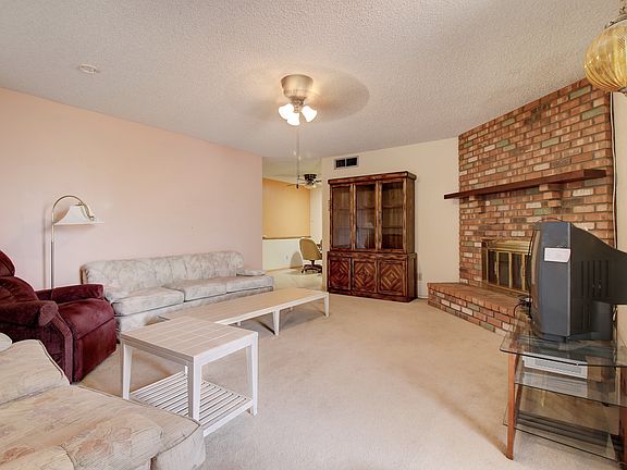 2nd image of 5137 W Pershing Ave