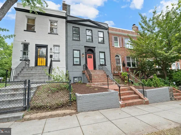 202 Adams St NE, Washington, DC 20002