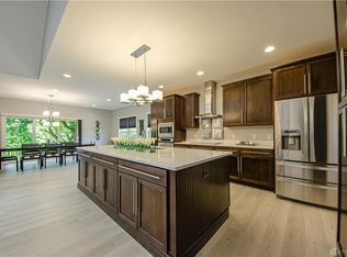 9336 Chaumont Ave, Centerville, OH 45458