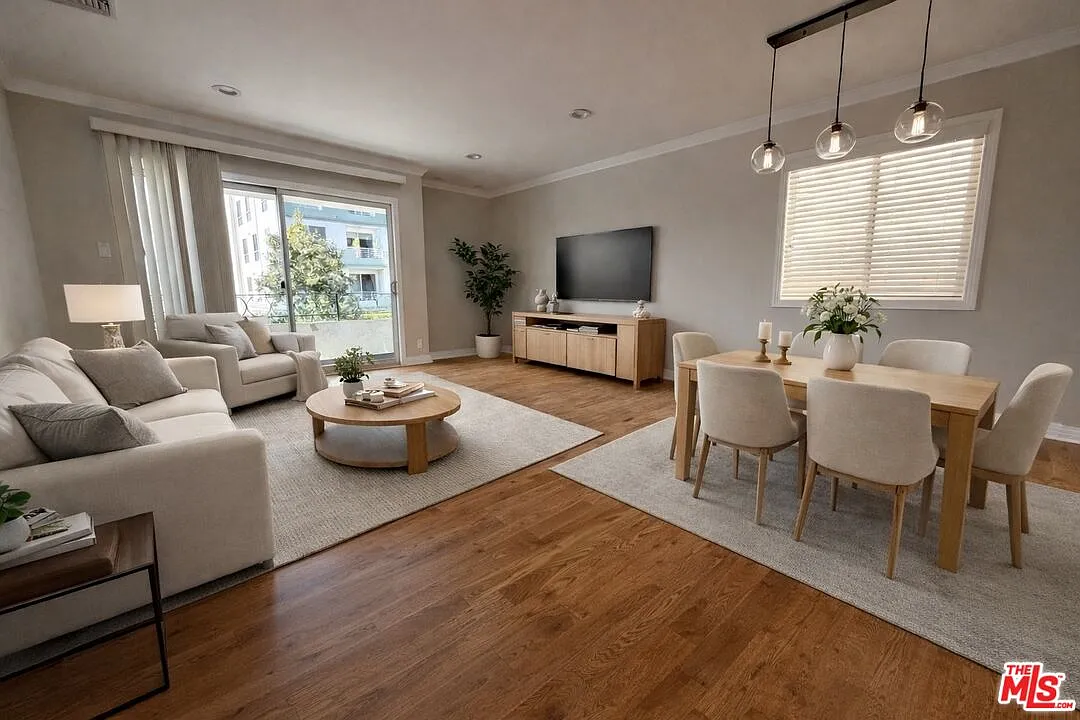 2 bed, 2.0 bath, 1200 sqft, $4,500 — Photo 1