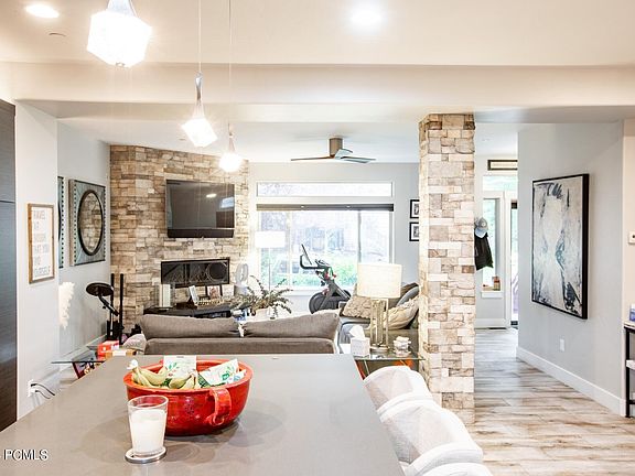3rd image of 5658 Oslo Ln