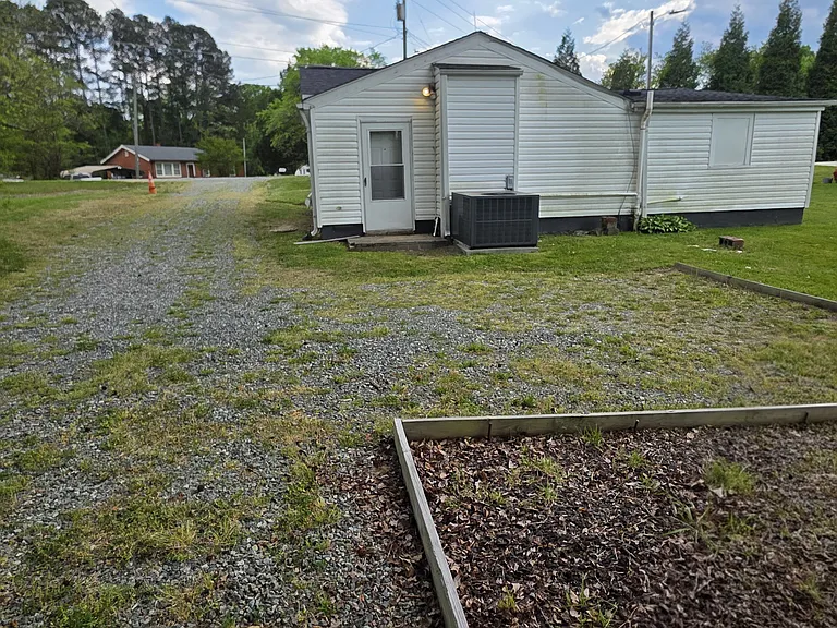 1605 Jeffries Graham Trl — Photo 11