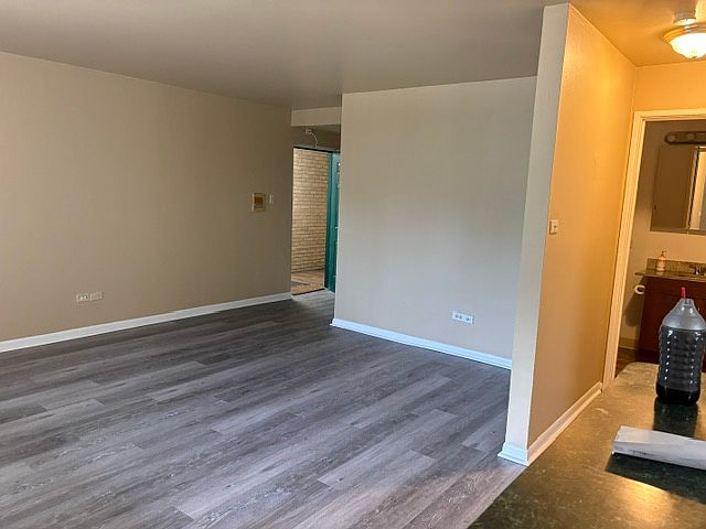 1st image of 8018 S Hoyne Ave APT 2