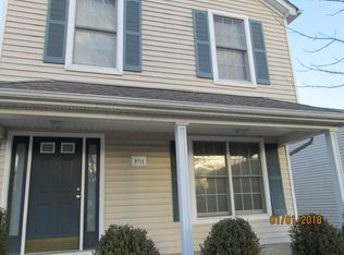 9711 River Trail Dr, Louisville, KY 40229