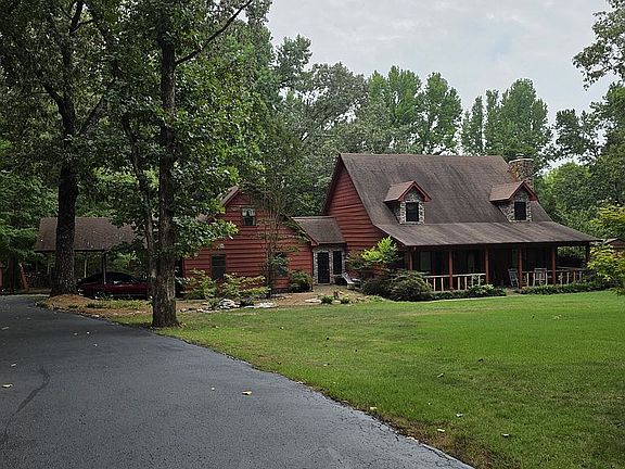 2nd image of 195 N Windwood Hts