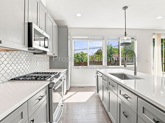 5th image of 5230 Stuart St