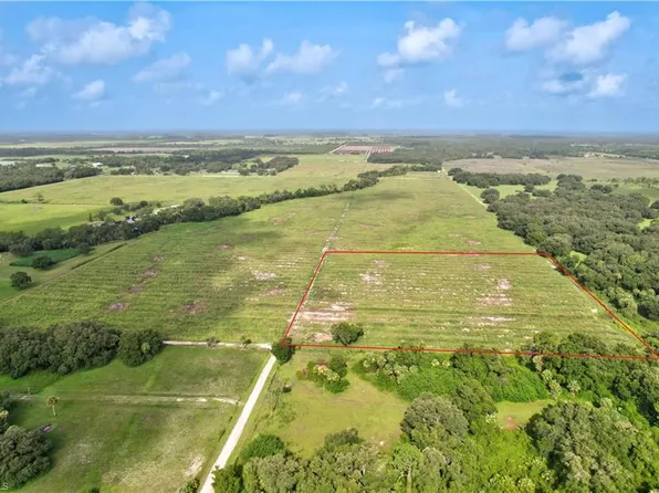 1 CEMETERY RD, LABELLE, FL 33935