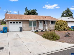 2189 Country Club Ter, Woodburn, OR