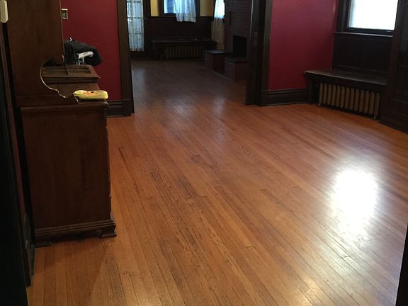 5th image of 416 S Lombard Ave