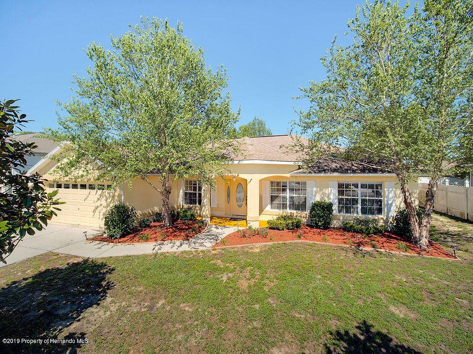 1st image of 2082 De Carlo Ave