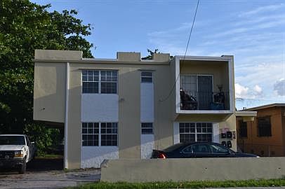 1st image of 2300 E Superior St #1