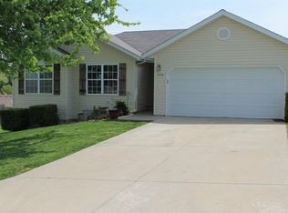 1210 S 15th St, Ozark, MO 65721