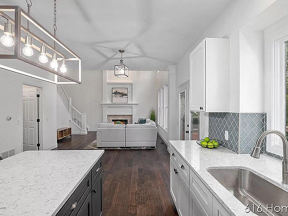 4th image of 2510 Bluff Meadows Dr SE