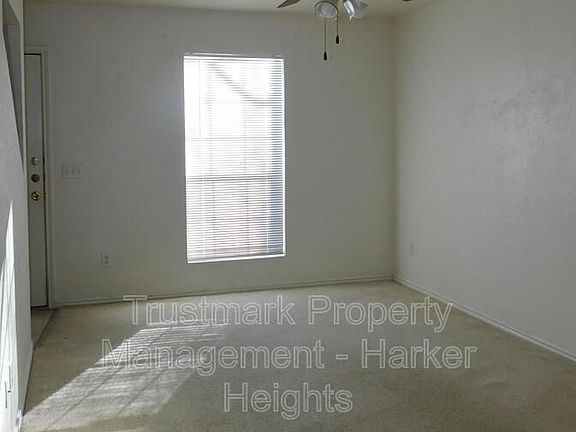 3rd image of 4005A Madison Dr