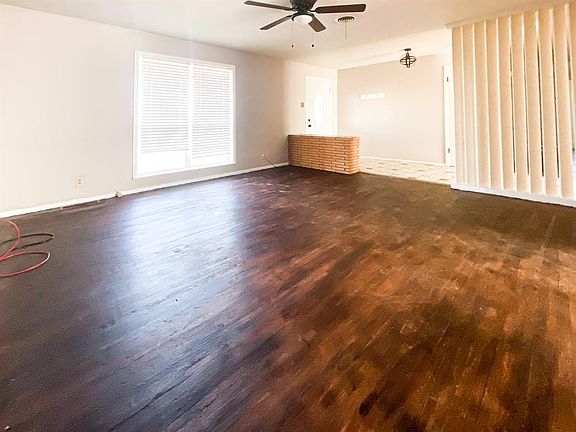 5th image of 5707 Farm Road 41