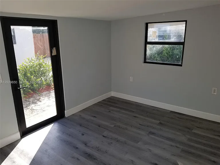 1756 NW 94th St — Photo 5