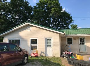 6215 W Prowsville Ridge Rd, Campbellsburg, IN 47108
