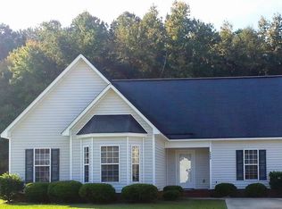 2948 Sherwin Downs Dr, Grimesland, NC 27837