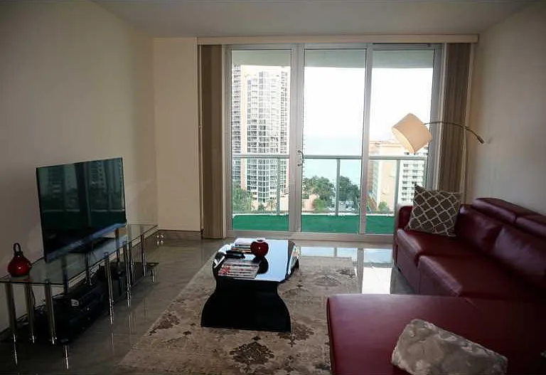 19370 Collins Avenue Seasonal #1611 — Photo 6