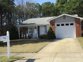 6 Yorkwood Dr, Brick, NJ 08723