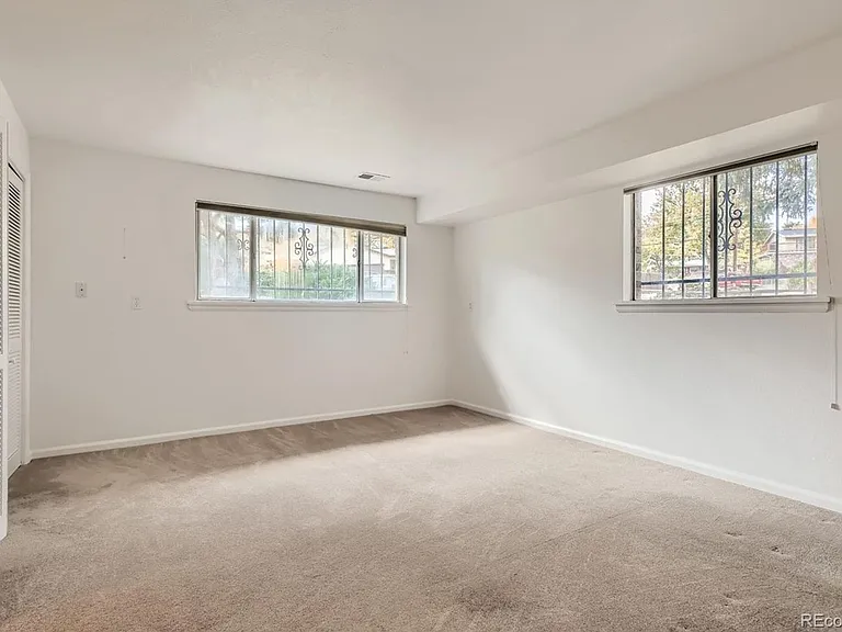 1004 S Arbutus St #1004 — Photo 9