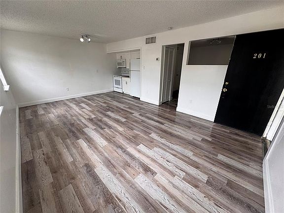 5th image of 5317 Curry Ford Rd APT O201