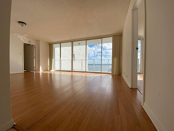 3rd image of 7601 E Treasure Dr APT 2221