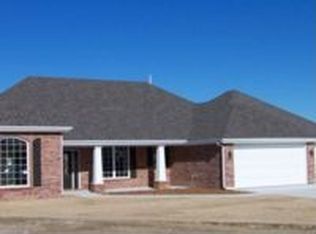 907 Terri Dr, Bartlesville, OK 74006