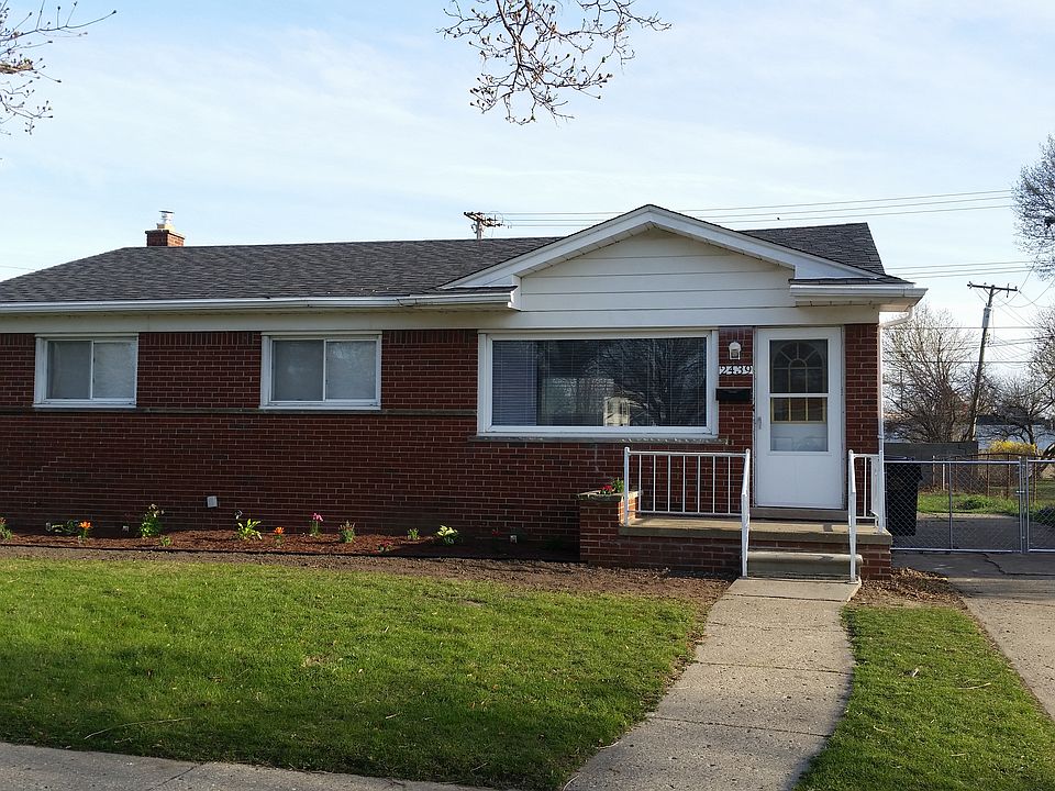 1st image of 2439 Marian Dr